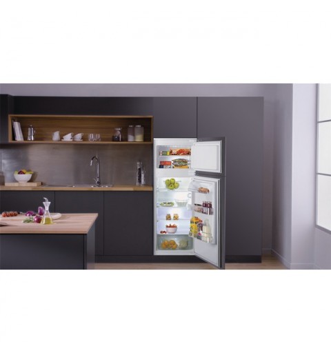 Hotpoint BDFS 2421 nevera y congelador Integrado 218 L F Blanco