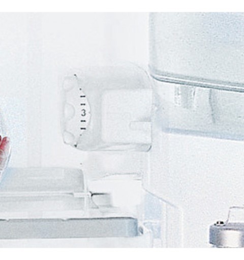 Indesit TAA 5 V 1 réfrigérateur-congélateur Autoportante 415 L F Blanc