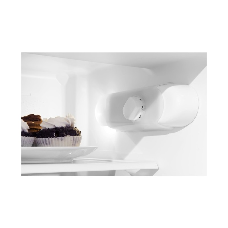 Indesit B 18 A1 D I 1 fridge-freezer Built-in 273 L F White