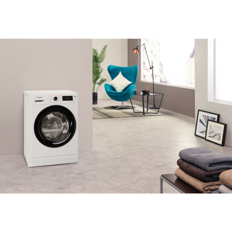 Whirlpool FSB 723V BS IT N lavadora Carga frontal 7 kg 1200 RPM D Blanco