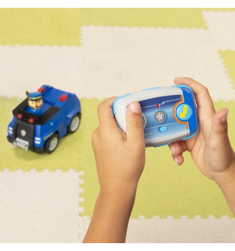 PAW Patrol Chases ferngesteuertes Polizeiauto mit Fernbedienung, Spielzeug für Kinder ab 3 Jahren, Batteriebetrieben