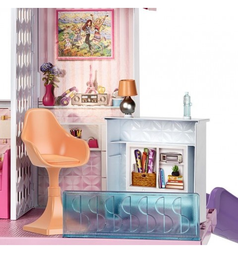 Barbie GNH53 dollhouse