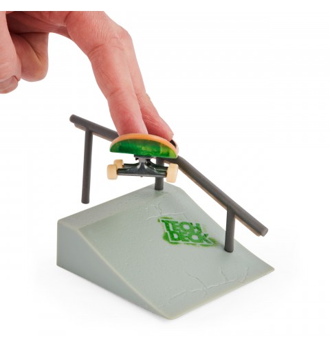 Tech Deck FINGER SKATE - - PACK VERSUS 2 FINGER SKATES - Authentiques Finger Skates A Collectionner Avec Obstacle - 6061574 -