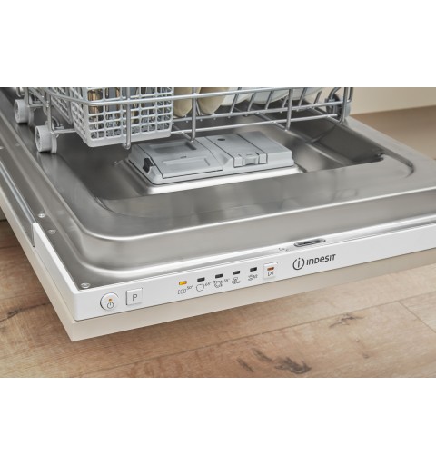 Indesit DSIE 2B10 Fully built-in 10 place settings F