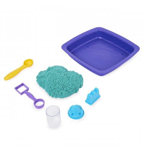 Kinetic Sand - Castello di sabbia glitterata, 453 g di Shimmer verde acqua, 5 formine e accessori, con vaschetta - per bambini