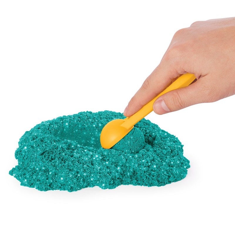 Kinetic Sand - Castello di sabbia glitterata, 453 g di Shimmer verde acqua, 5 formine e accessori, con vaschetta - per bambini