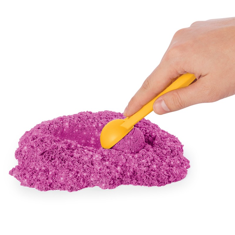 Kinetic Sand - Castello di sabbia glitterata, 453 g di Shimmer rosa, 5 formine e accessori con vaschetta - per bambini dai 3