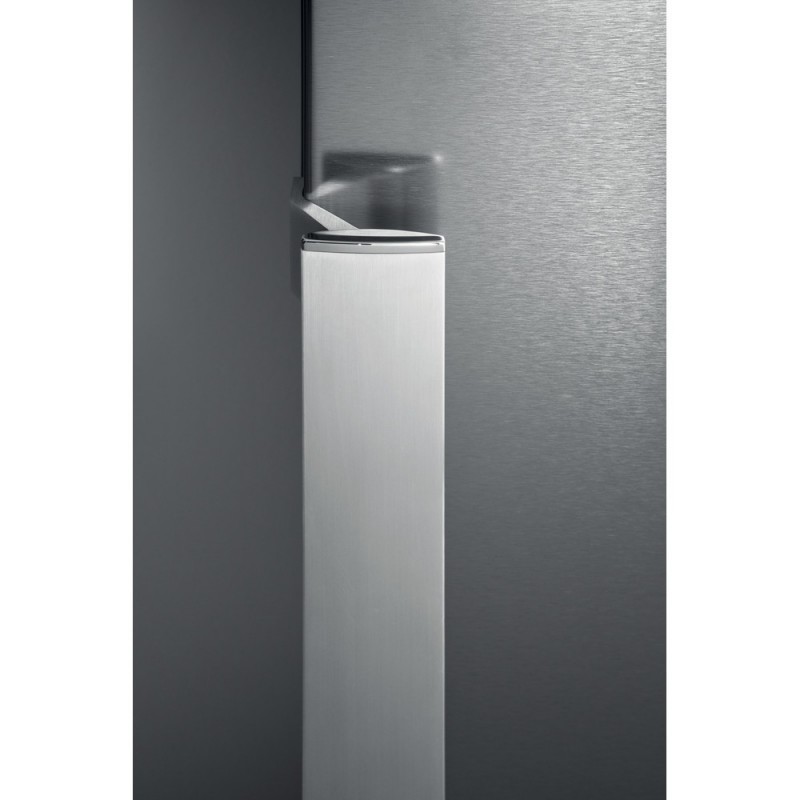 Whirlpool WB70E 972 X réfrigérateur-congélateur Autoportante 462 L E Acier inoxydable