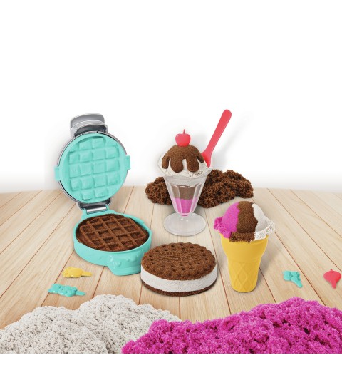 Kinetic Sand Scents, Ice Cream Treats Playset with 3 Colors of All-Natural Scented Play Sand and 6 Serving Tools, Sensory Toys