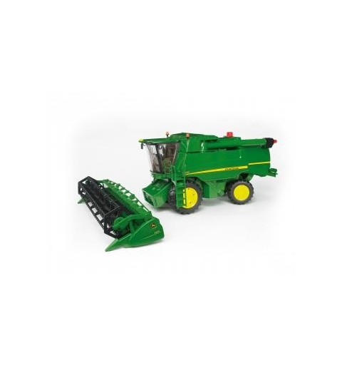 BRUDER John Deere T670i