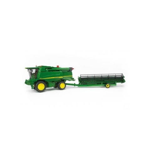 BRUDER John Deere T670i