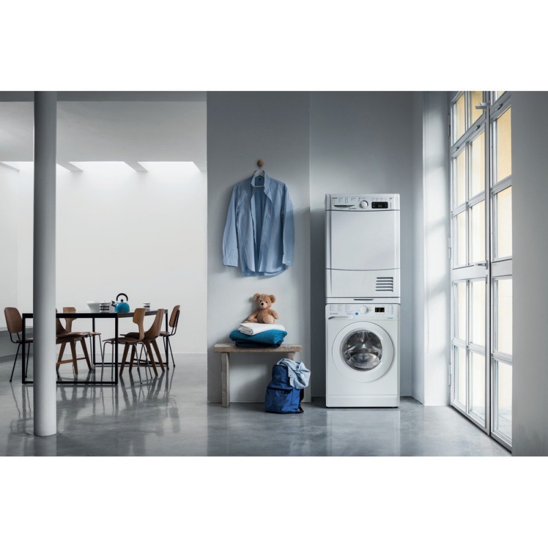 Indesit BWA 71052X W IT N lavadora Carga frontal 7 kg 1000 RPM E Blanco