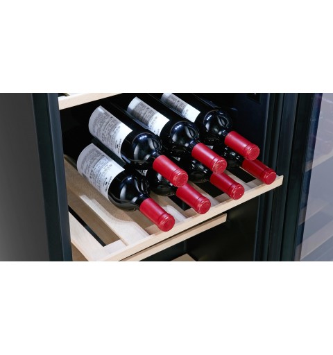 Hisense RW30D4AJ0 refroidisseur à vin Refroidisseur de vin compresseur Autoportante Noir 30 bouteille(s)