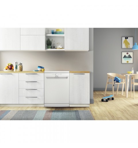Indesit DFE 1B19 14 Independiente 14 cubiertos F