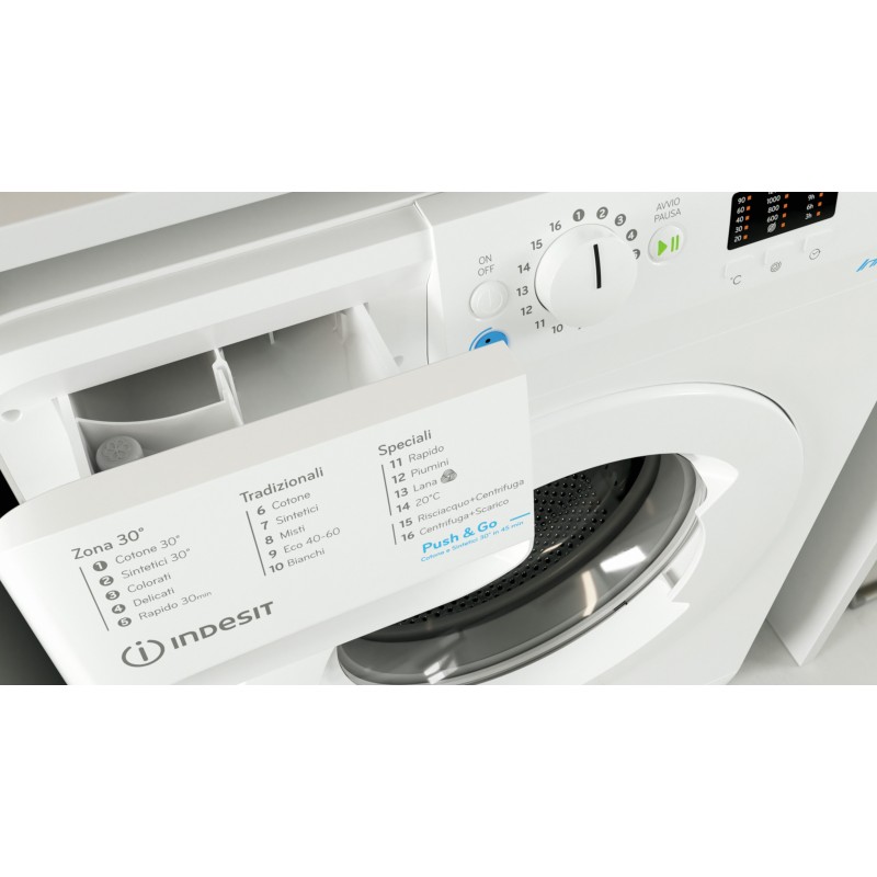 Indesit BWSA 61251 W IT N lavatrice Caricamento frontale 6 kg 1200 Giri min F Bianco