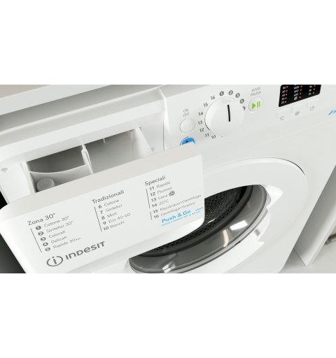 Indesit BWSA 61251 W IT N Waschmaschine Frontlader 6 kg 1200 RPM F Weiß