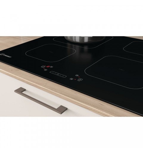 Indesit IS 83Q60 NE piano cottura Nero Da incasso 59 cm Piano cottura a induzione 4 Fornello(i)