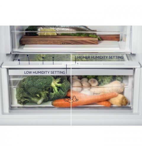 Electrolux LFB3AF12S combi-fridge Built-in 187 L F White