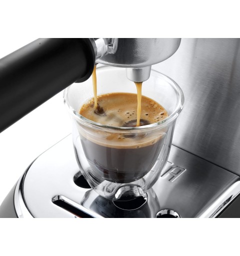 De’Longhi Dedica Style EC 685.M Manuel Machine à expresso 1 L