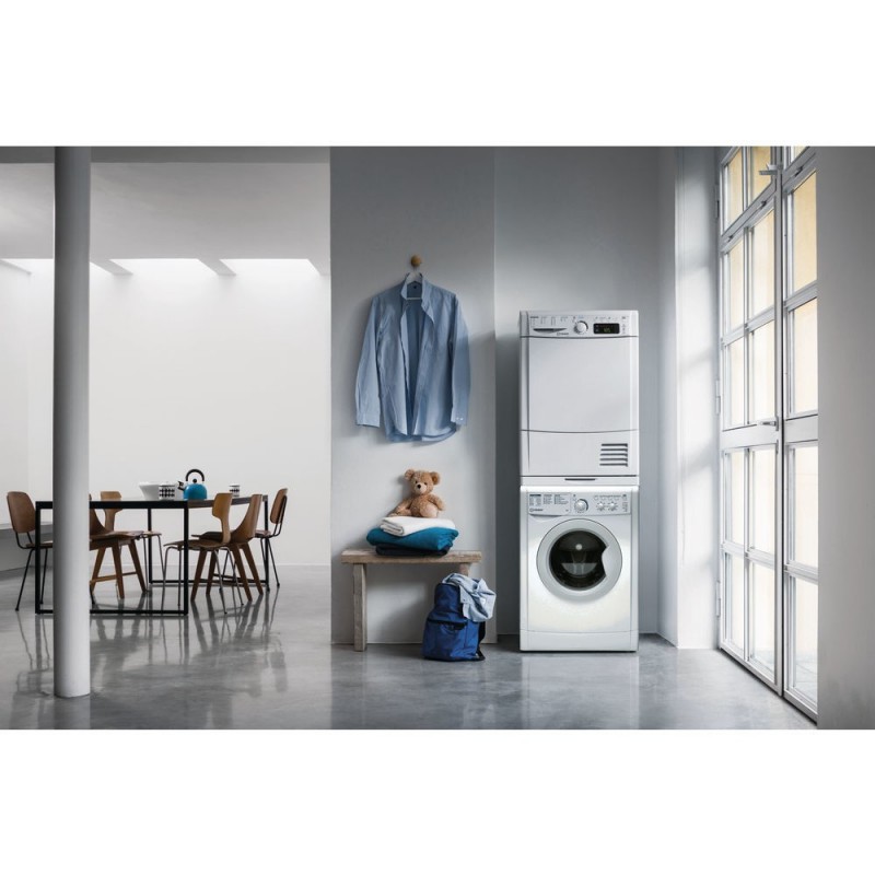 Indesit EWC 71252 W IT N lavadora Carga frontal 7 kg 1200 RPM E Blanco