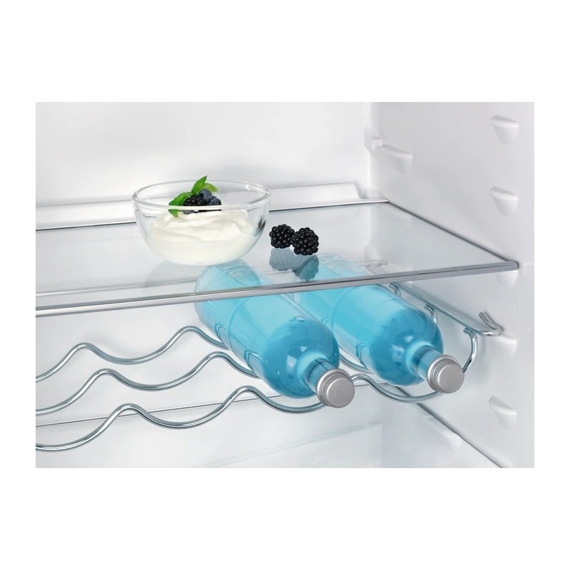 Electrolux KNT7TF18S Kühl- und Gefrierkombination Integriert 254 l F Weiß