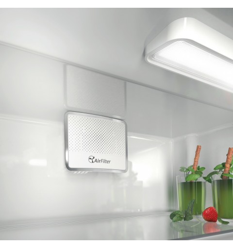 Whirlpool SP40 801 LH 1 Kühl- und Gefrierkombination Integriert 400 l Weiß