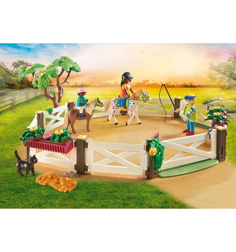 Playmobil Country Reitunterricht mit Pferdeboxen