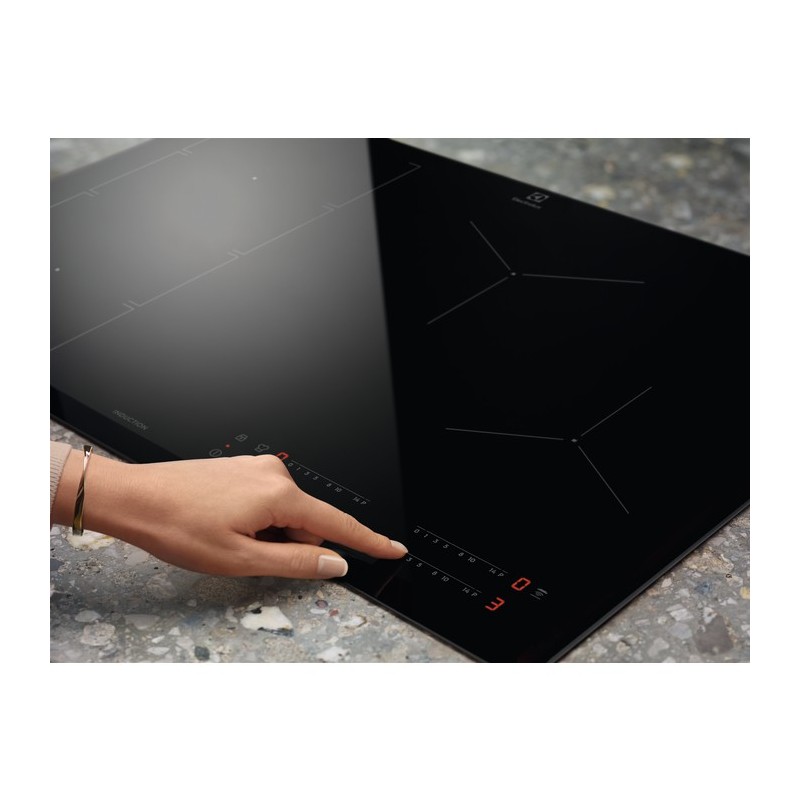 Electrolux EIS82449C Nero Da incasso 80 cm Piano cottura a induzione 4 Fornello(i)