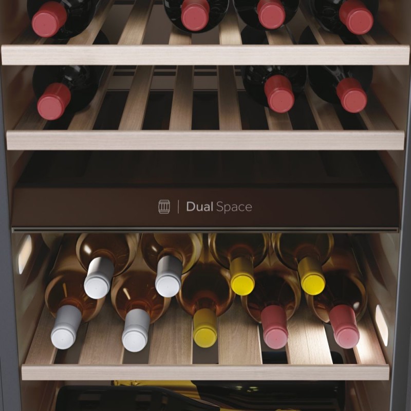 Haier Wine Bank 50 Serie 7 HWS42GDAU1 Cantinetta vino con compressore Libera installazione Nero 42 bottiglia bottiglie