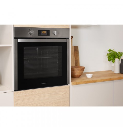 Indesit IFW 5844 IX 71 L A+ Acciaio inossidabile