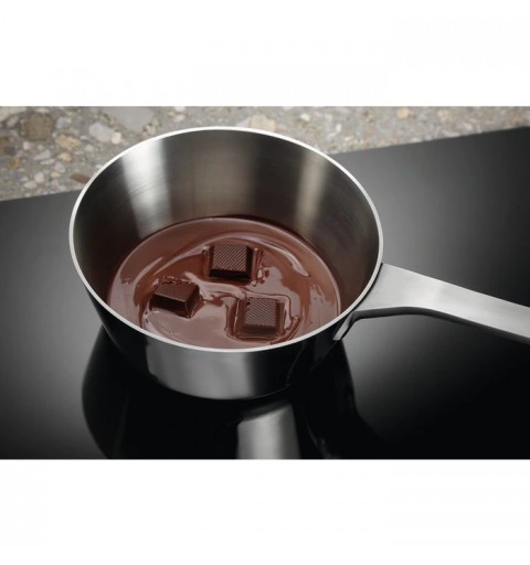 Electrolux EIL83443 Noir Intégré (placement) 78 cm Plaque avec zone à induction 4 zone(s)