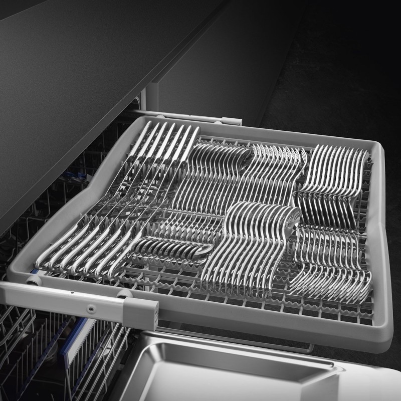 Smeg LSP382CX dishwasher Undercounter 13 place settings C