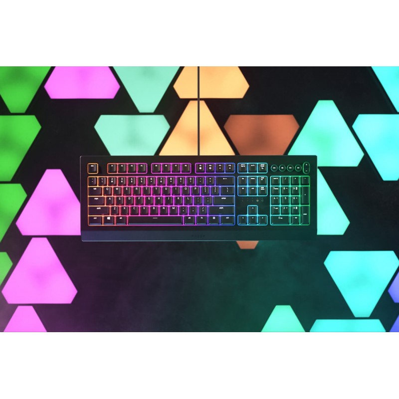 Razer CYNOSA V2 teclado USB QWERTY Inglés, Italiano Negro