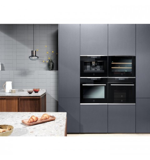 Electrolux KVLBE00X 43 L 3000 W Black, Stainless steel