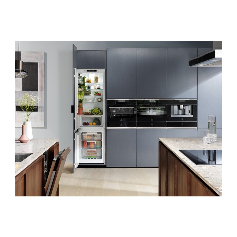 Electrolux KVLBE00X 43 L 3000 W Black, Stainless steel