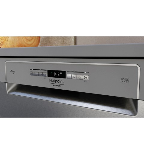 Hotpoint HFO 3O32 CW X Independiente 14 cubiertos D