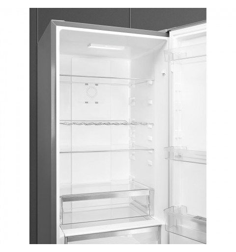 Smeg FC18XDNE fridge-freezer Freestanding 300 L E Stainless steel