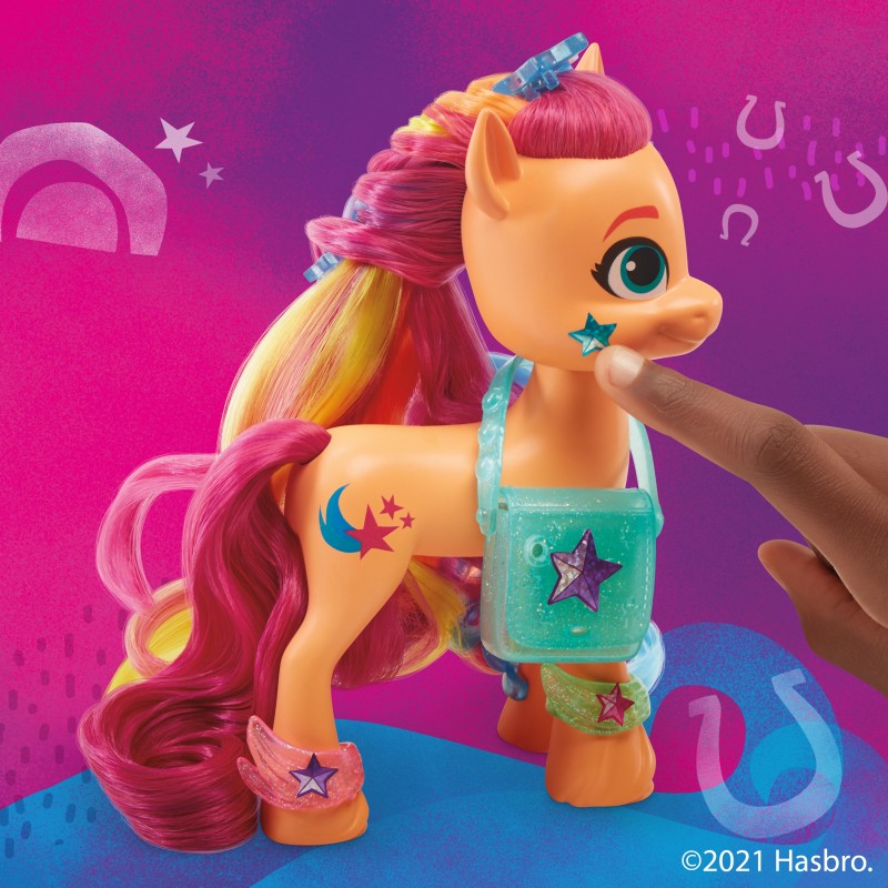 My Little Pony A New Generation Rainbow Reveal Sunny Starscout