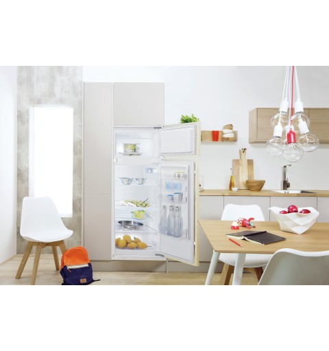 Indesit T 16 A1 D I 1 Kühl- und Gefrierkombination Integriert 239 l F Edelstahl