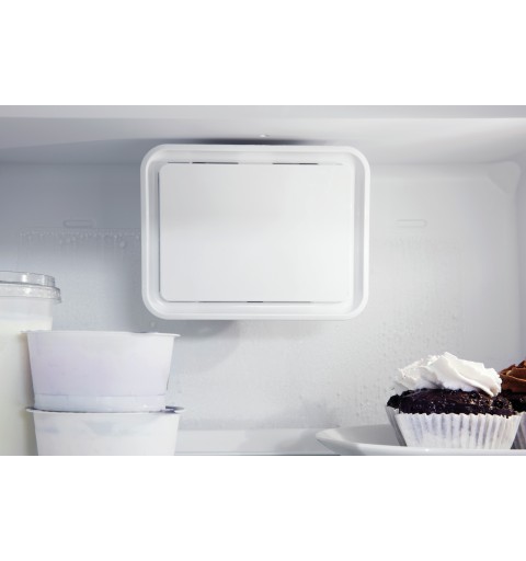 Indesit IND 401 fridge-freezer Built-in 400 L F White