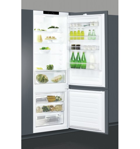Indesit IND 401 fridge-freezer Built-in 400 L F White