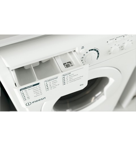 Indesit EWC 61051 W IT N lavadora Carga frontal 6 kg 1000 RPM F Blanco