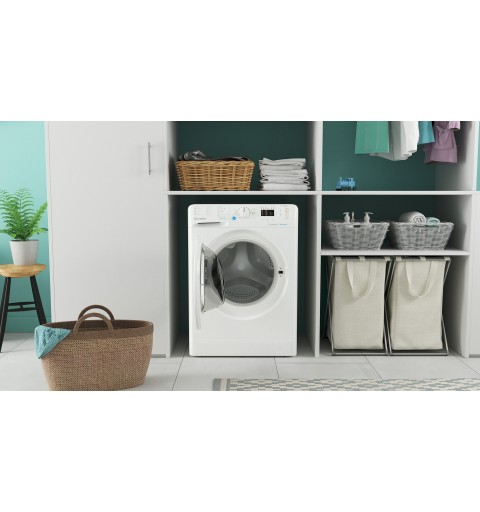 Indesit BWA 71083X W IT lavatrice Caricamento frontale 7 kg 1000 Giri min D Bianco