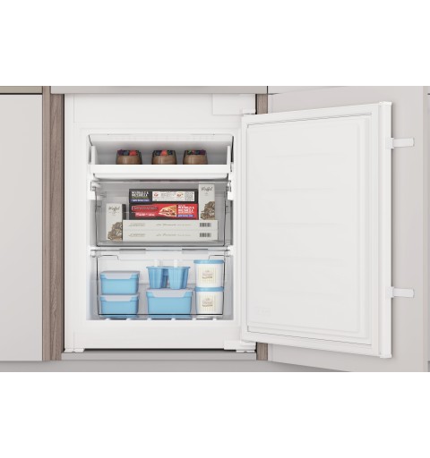 Indesit INC18 T111 frigorifero con congelatore Da incasso 250 L F Bianco