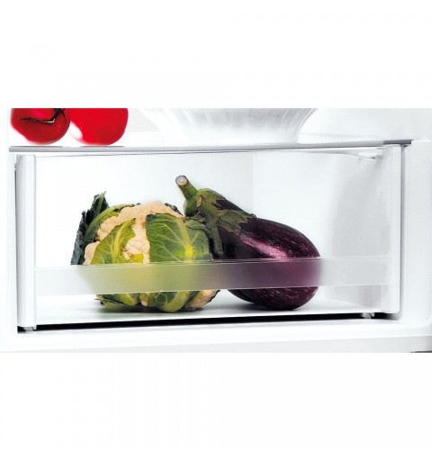 Indesit LI8 S1E W fridge-freezer Freestanding 339 L F White