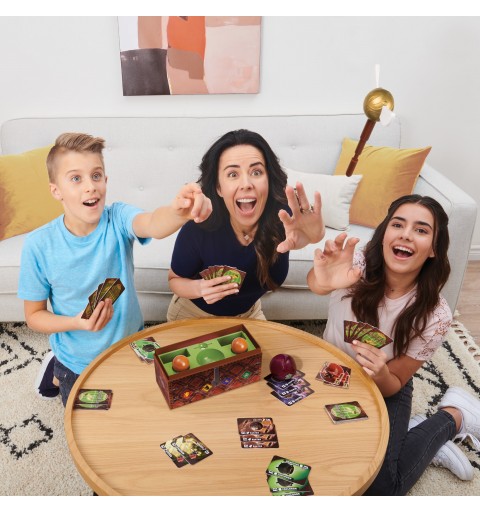 Wizarding World Harry Potter Catch The Golden Snitch, A Quidditch Board Game for Witches, Wizards and Muggles