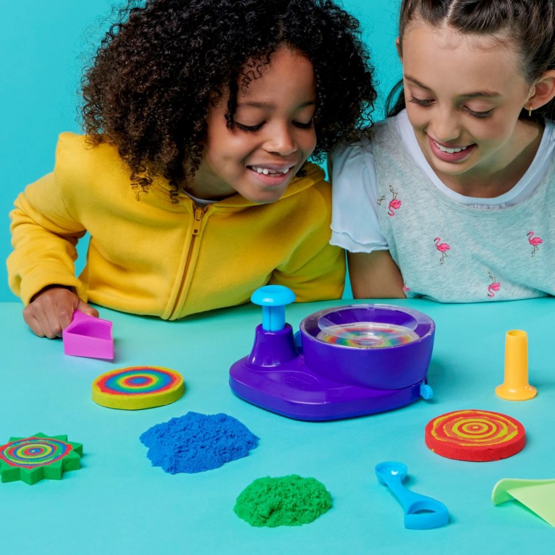 Kinetic Sand , Swirl N’ Surprise Playset with 2lbs of Play Sand, Including Red, Blue, Green, Yellow and 4 Tools, Sensory Toys