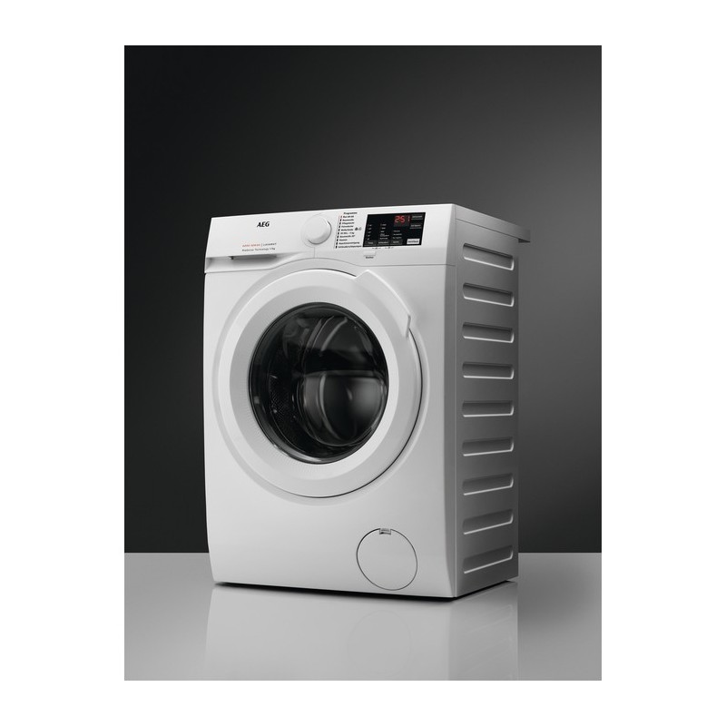 AEG L6FBI48W lavadora Carga frontal 8 kg 1351 RPM A Blanco