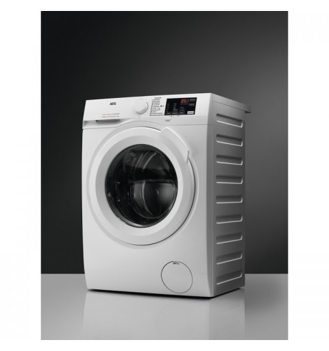 AEG L6FBI48W lavadora Carga frontal 8 kg 1351 RPM A Blanco