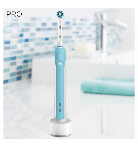 Oral-B PRO 700 CrossAction Adulte Brosse à dents rotative oscillante Bleu, Blanc